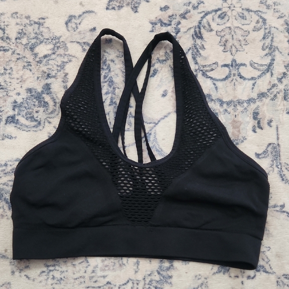 ♻️Victoria Secret Sport Mesh Front Strappy Back Bralette Light Size Large Black - Picture 1 of 6